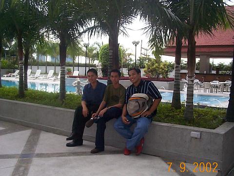 poolside2nd.jpg